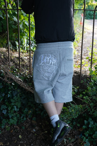 “skull” shorts (single waistband)